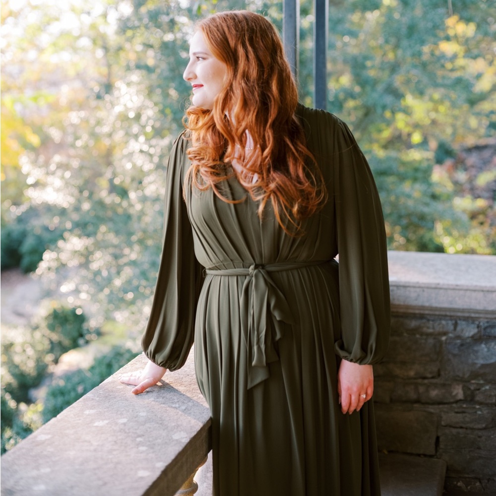 Meet your Posher, Elizabeth